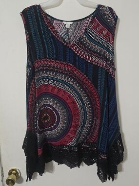 Sleeveless V-Neck Tank Top with Crochet Hem - Black Multi